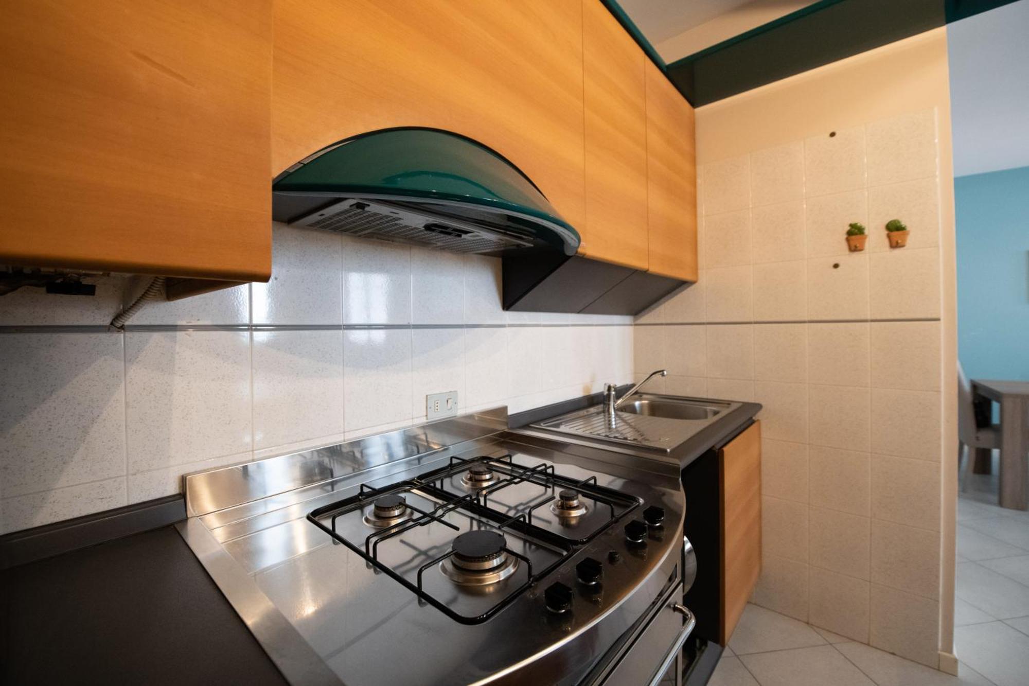 Alessi Appartamenti Desenzano del Garda Exterior foto