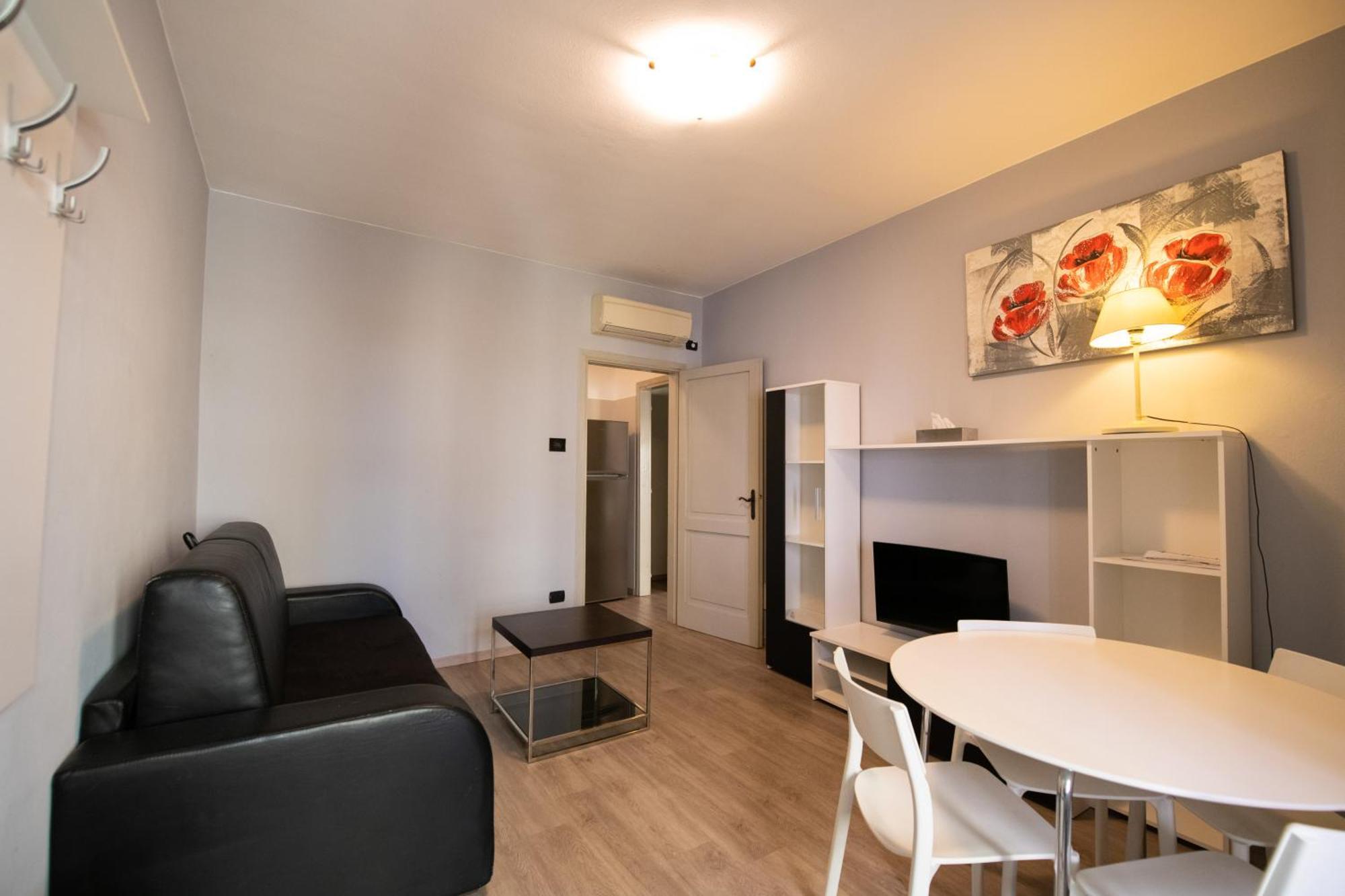 Alessi Appartamenti Desenzano del Garda Exterior foto