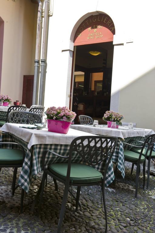 Alessi Appartamenti Desenzano del Garda Exterior foto